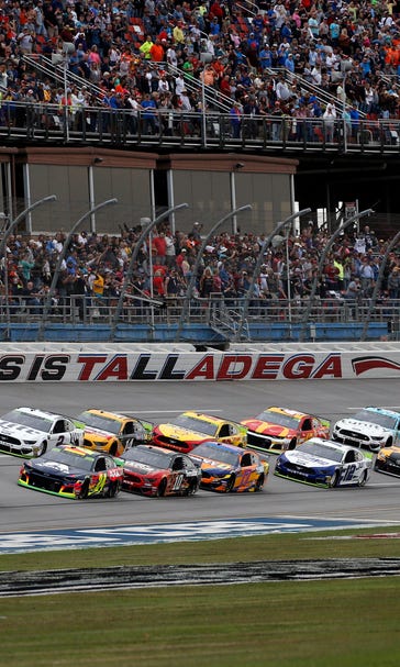 Blaney beats Newman in photo finish to advance in playoffs